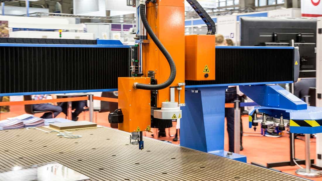 Maszyna CNC/robot przemysłowy. Przykład automatyzacji i robotyki z salonu AUTOMA na ITM 2026.