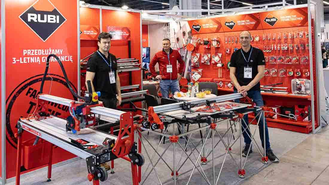 Stoisko RUBI na targach PSB – przecinarki do płytek i akcesoria glazurnicze w ofercie producenta