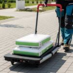 Stoły warsztatowe PROLINE – wszechstronność, mobilność i wygoda pracy