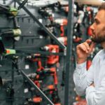 Hurtownia elektrotechniczna – gdzie kupować, by mieć pewność jakości i oszczędności?